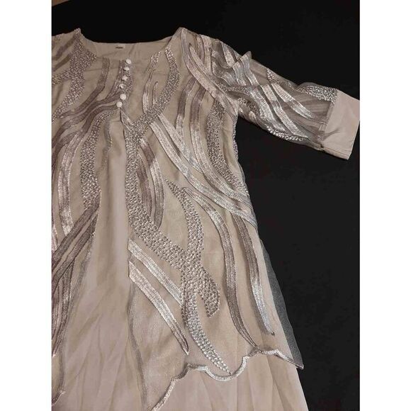 Medium Silver Grey Sleeve Dressy Mini Dress Christmas New Years Mother of Bride - Picture 2 of 4